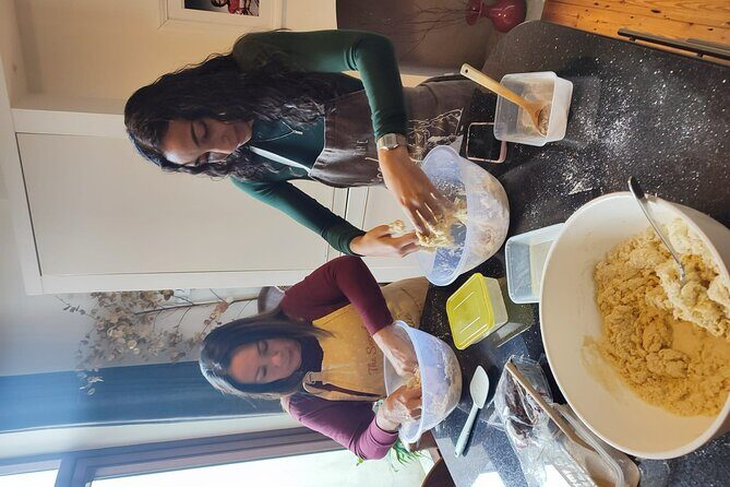 Irish Baking Class: Granny's Apple Cake, Traditional Scones - A Warm Welcome in Dublin’s Culinary Scene