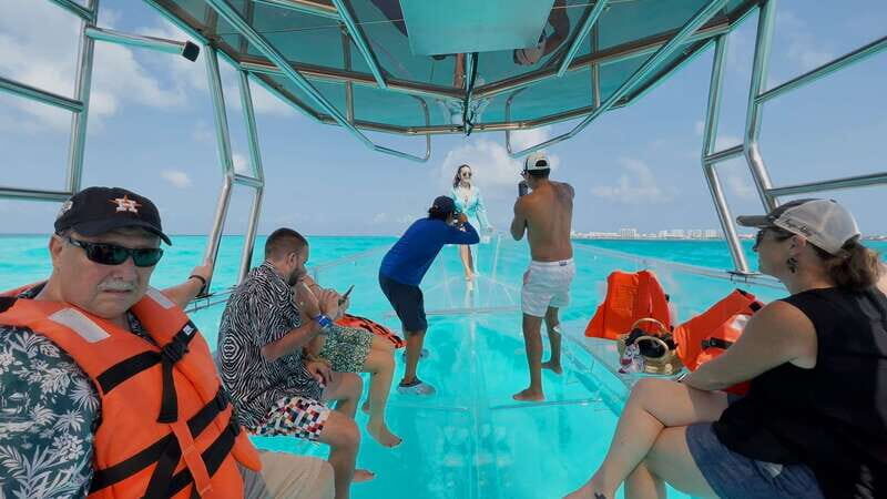 Isla Mujeres: 100% Transparent boat ride - An In-Depth Look at the Tour Experience