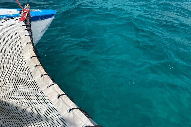 Isla Mujeres Basic Tour in Catamaran with Snorkel and Open Bar - Return and Reflection