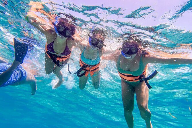 Isla Mujeres Basic Trip with Snorkel and Open Bar - Activities and Amenities on Board