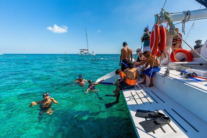 Isla Mujeres Catamaran, Open Bar & Optional Buffet and pick up - Who Will Love This Tour?