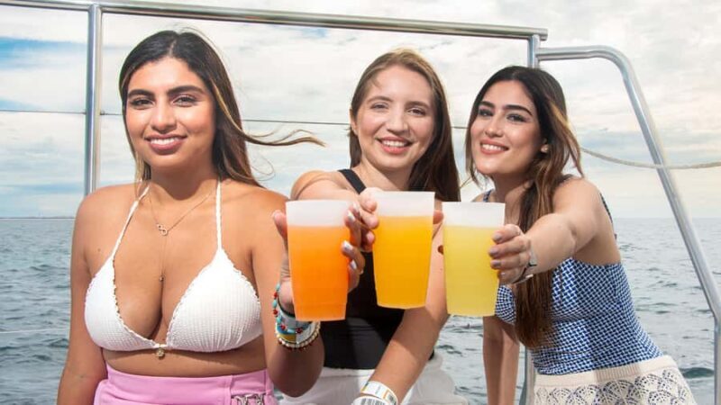 Isla Mujeres Catamaran tour from Cancun - Key Points