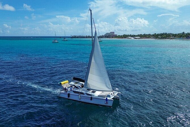 Isla Mujeres Catamaran Tour with Open Bar from Puerto Morelos - Who Should Consider This Tour?