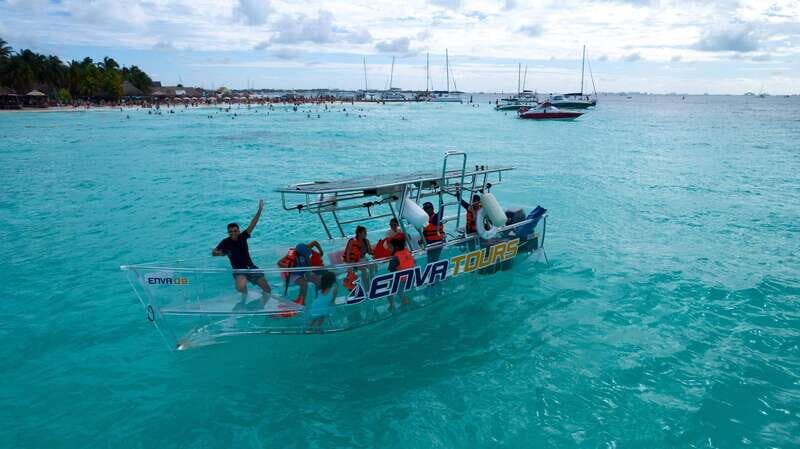 Isla Mujeres: Excursion Crystal Boat Tour at the Caribbean - The Itinerary in Detail