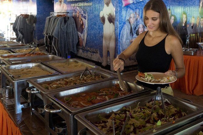 Isla Mujeres excursión with snorkel - The Catamaran Journey