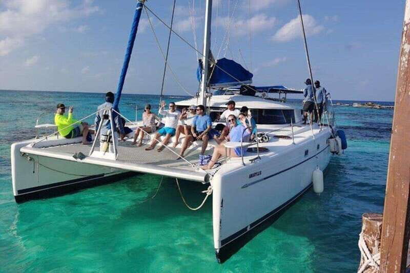 Isla Mujeres Plus Experience Catamaran Tour + Snorkel+Lunch - Considerations Based on Reviews