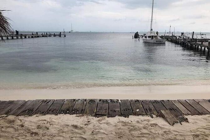 Isla Mujeres Premium Tour in Private Catamaran with Lunch - The Sum Up