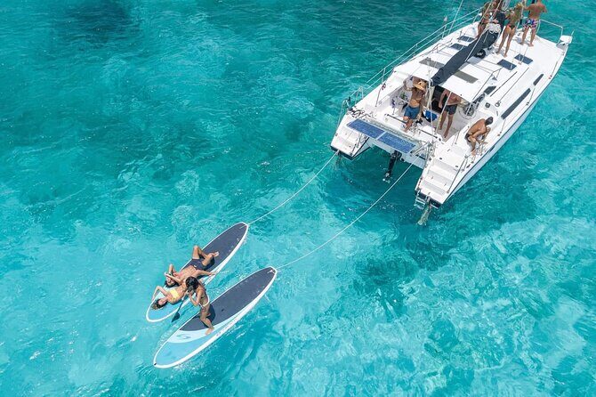 Isla Mujeres Private Catamaran, Cruising, Snorkeling having Fun!! - The Vibe: Why Travelers Love It