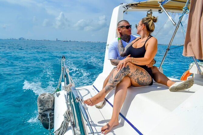 Isla Mujeres Rush : Catamaran Snorkeling and BUFFET in Beach Club - The Itinerary in Detail