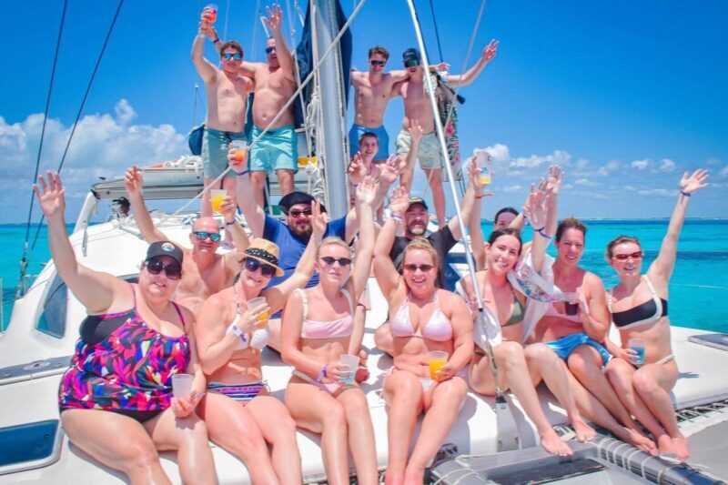 Isla Mujeres Rush : Catamaran Snorkeling and BUFFET in Beach Club - FAQ