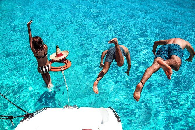 Isla Mujeres Tour on Catamaran with Snorkel, Open Bar, Buffet & Beach club - Who Will Love This Tour?