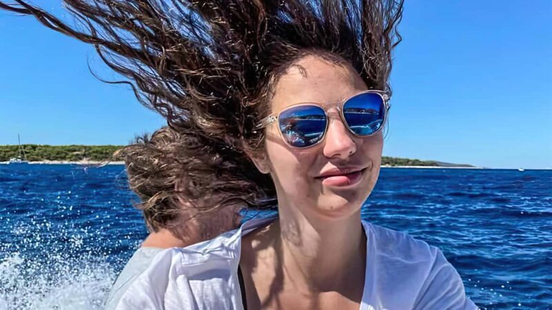 Island Bra - Golden Horn & Puia Private Speedboat Tour - Key Points