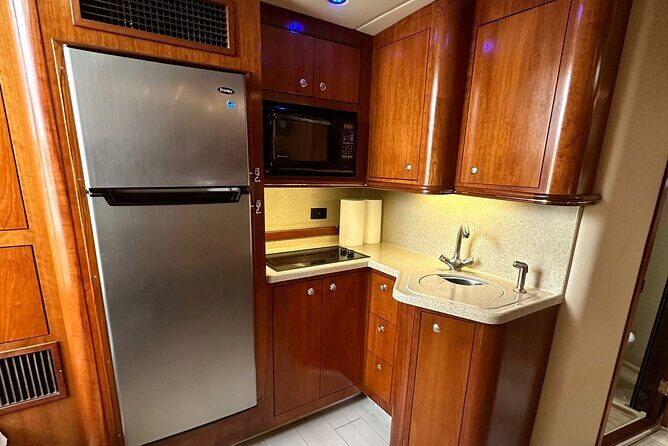 Island Fun Yacht Rental in Miami Beach - Final Considerations: Is It Worth It?