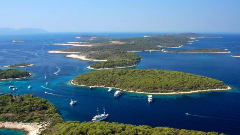 Island Hvar & Pakleni Islands Private Speedboat Tour - Authentic Traveler Insights from Reviews
