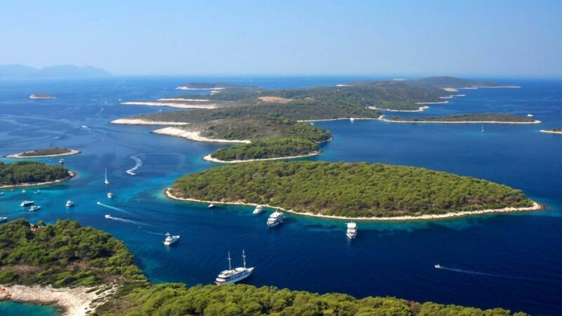 Island Hvar & Pakleni Islands Private Speedboat Tour - The Sum Up