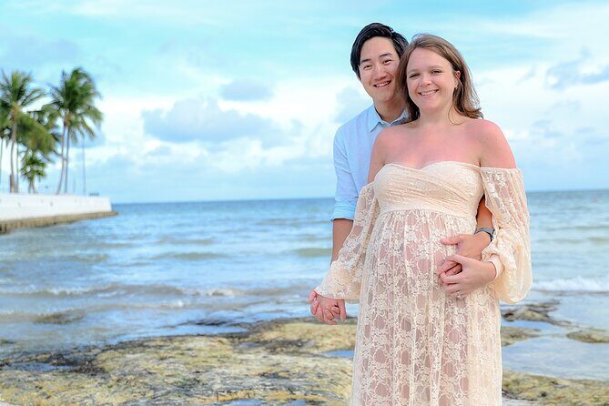 Island Maternity Bliss Photoshoot - Island Maternity Bliss Photoshoot Review: A Romantic and Authentic Key West Experience