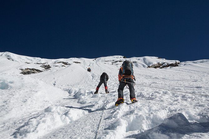 Island Peak Adventure - FAQ
