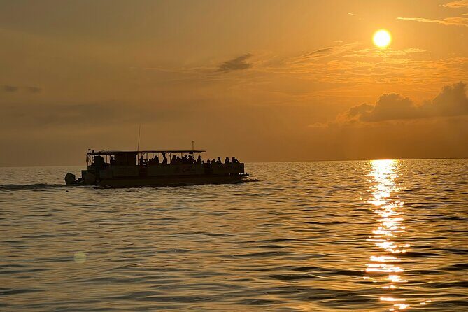 Island Sunset Cruise 2 Hour Catamaran Tour in Marathon Florida - Additional Tips