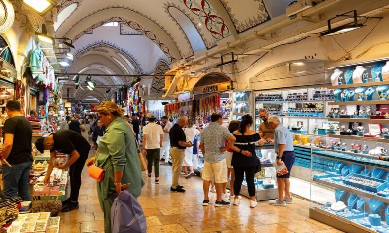 Istanbul: 2 Continents, 1 City: From Europe to Asia Tour - A Closer Look at the Experience