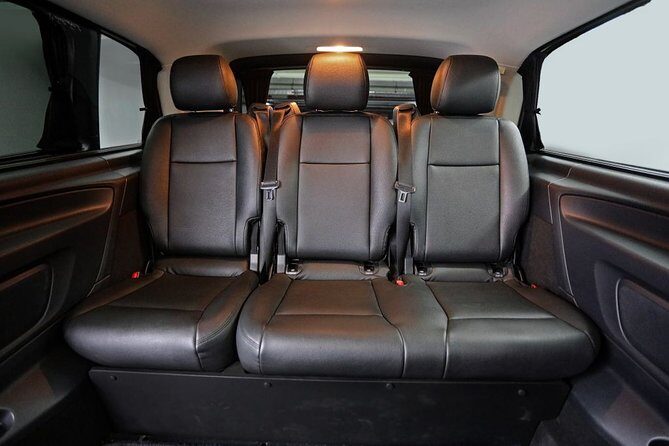Istanbul Airport Transfer by Private Minivan + Meet & Greet Service at Airport - Key Points