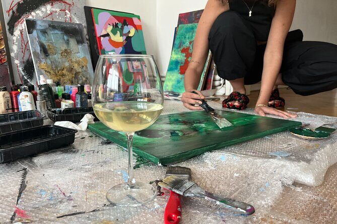 Istanbul Art Escape Wine and Paint at Local's Home - Who Will Love This Tour?