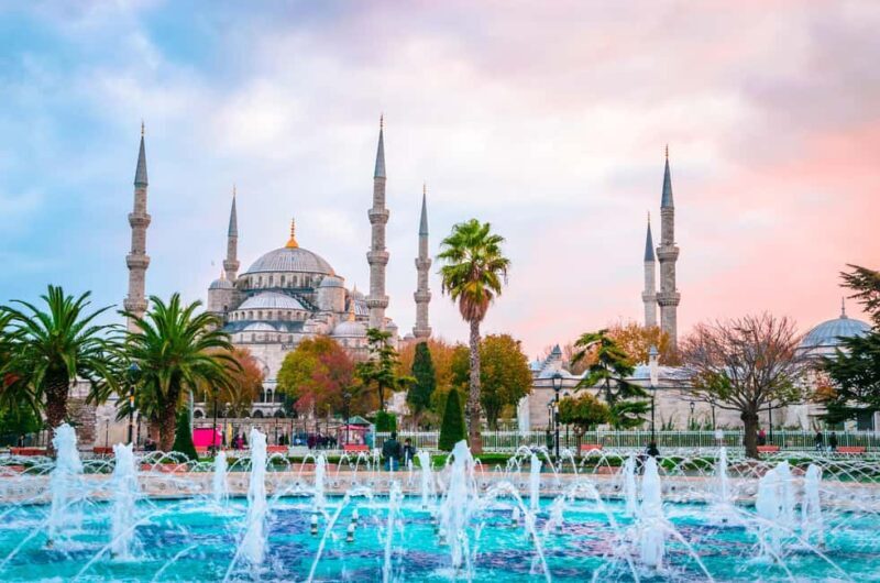 Istanbul: Blue Mosque, Hagia Sophia, Sultanahmet Tour - Key Points