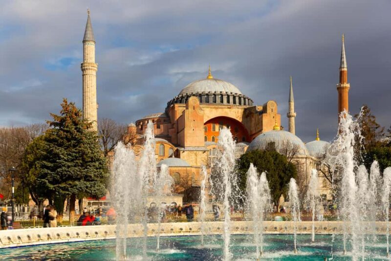 Istanbul: Blue Mosque, Hagia Sophia, Sultanahmet Tour - Authentic Experiences and Hidden Gems