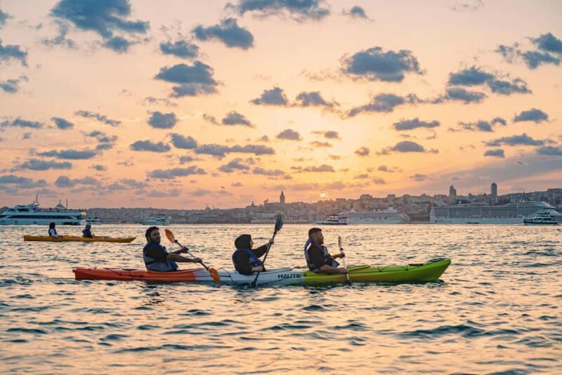 Istanbul: Bosphorus Canoe Experience by Maiden's Tower - Who Is This Tour Best For?