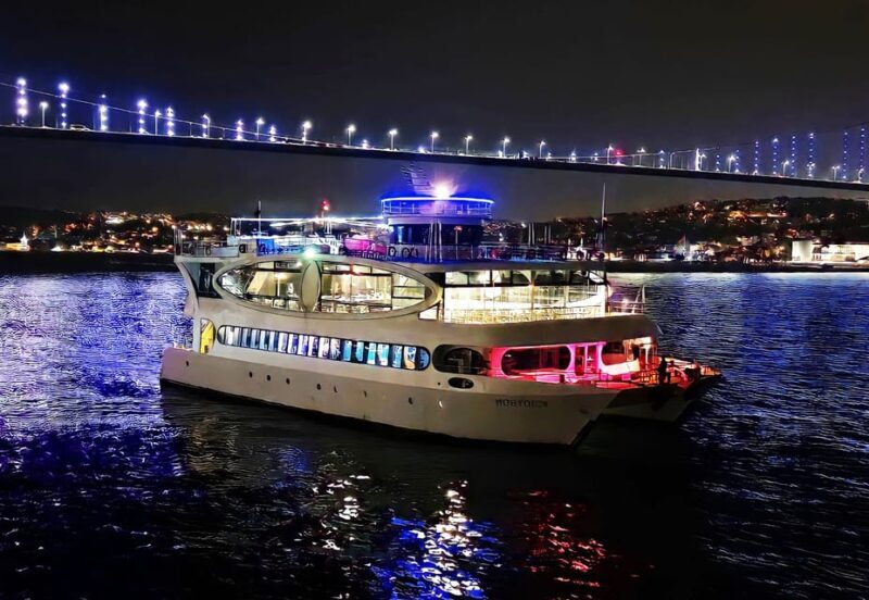 Istanbul: Bosphorus Cruise with Dinner Show - Authentic Insights from Reviewers