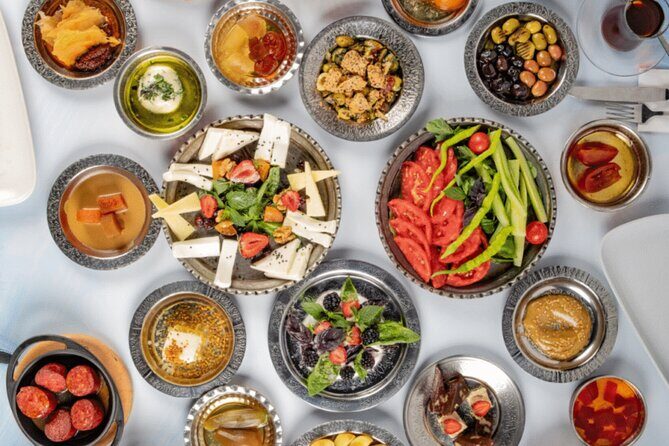 Istanbul Bosphorus Cruise with Turkish Breakfast - A Detailed Look at the Experience