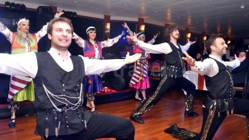 Istanbul: Bosphorus Dinner Cruise - FAQ