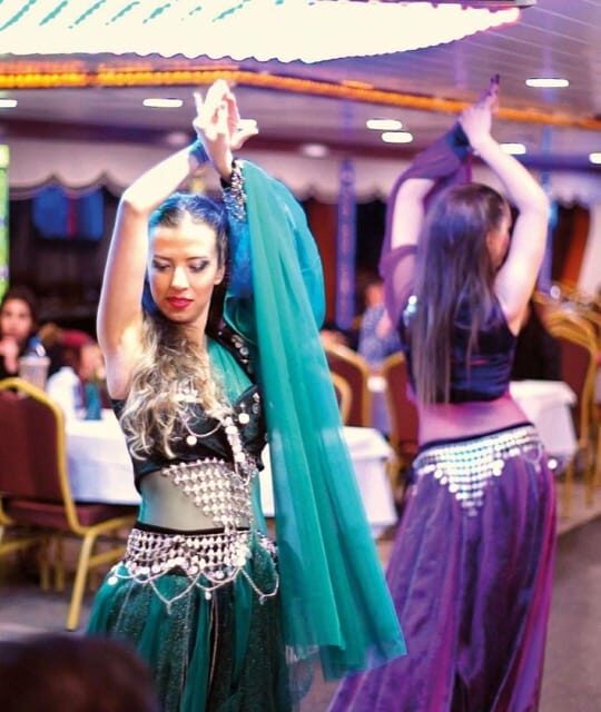 Istanbul: Bosphorus Dinner Cruise with Entertainment - Istanbul: Bosphorus Dinner Cruise with Entertainment