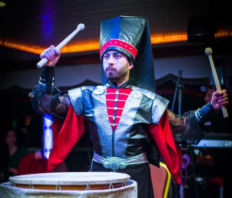 Istanbul: Bosphorus Dinner Cruise with Entertainment - Who Is This Experience Best For?