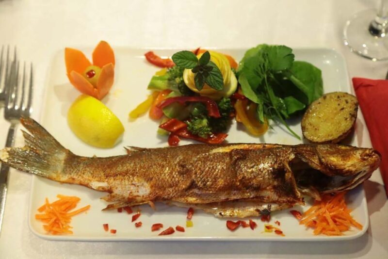 Istanbul: Bosphorus Dinner Cruise with Turkish Night Show - Who Is This Tour Best For?