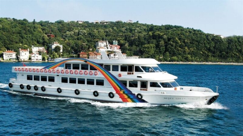 Istanbul: Bosphorus Sightseeing Cruise with Sunset Option - FAQ