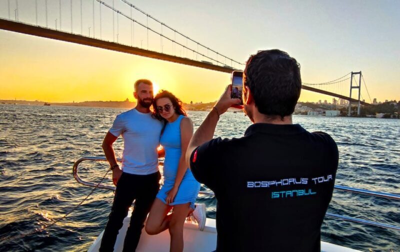 Istanbul: Bosphorus Sunset Yacht Cruise with Live Guide - Istanbul: Bosphorus Sunset Yacht Cruise with Live Guide Review