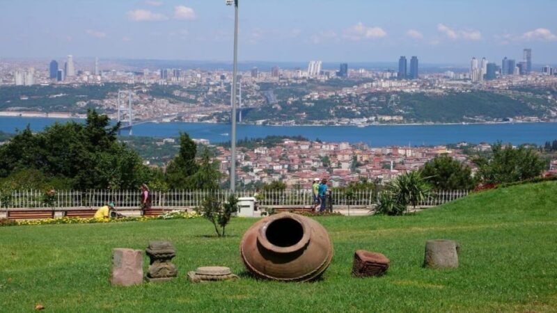 Istanbul: City Hightlights Bus Tour and Bosphorus Cruise - Lunch in Eyüp District