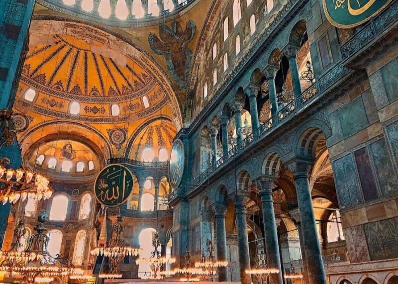 Istanbul Combo: Hagia Sophia Museum & Dolmabahce Palace - The Sum Up