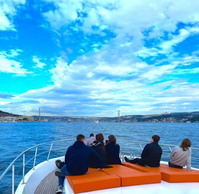 Istanbul: Daytime Bosphorus Yacht Cruise with Fruit & Snacks - Who Should Consider This Tour?