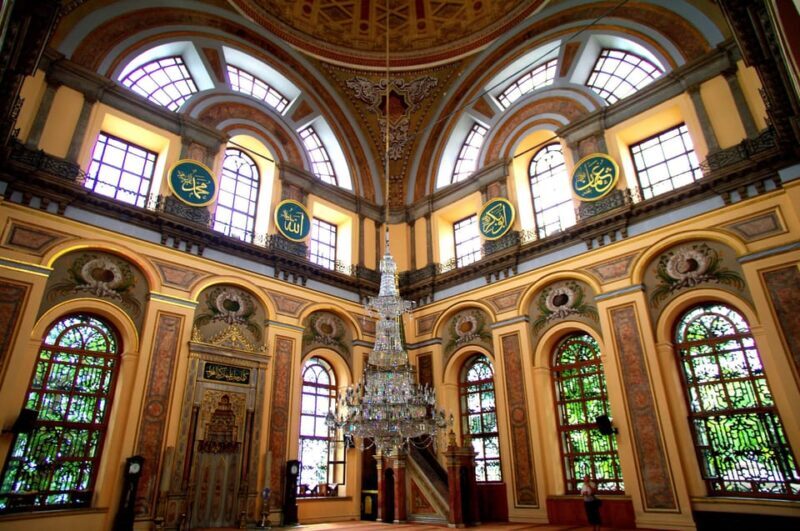 Istanbul: Discover Dolmabahçe Palace and Surroundings - The Sum Up