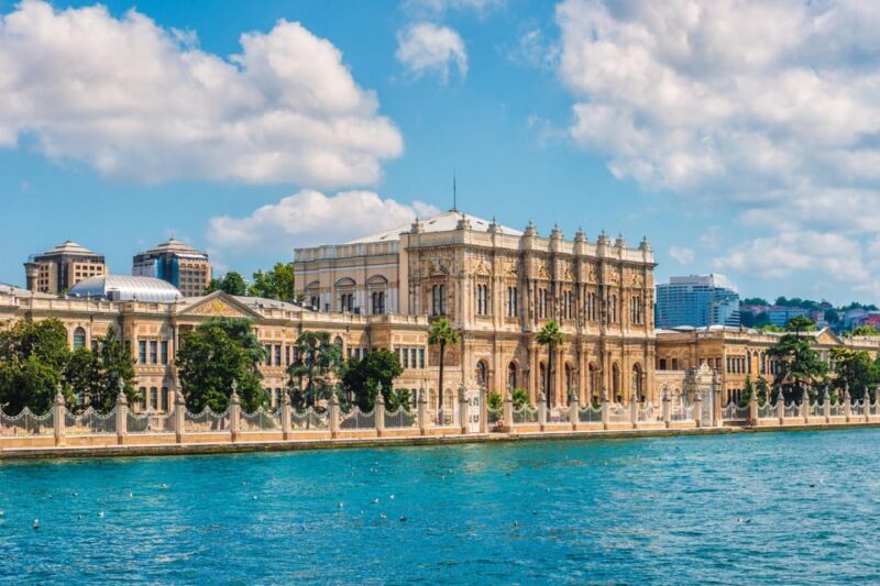 Istanbul Dolmabahçe Palace Private Tour with Transfers - Price and Value