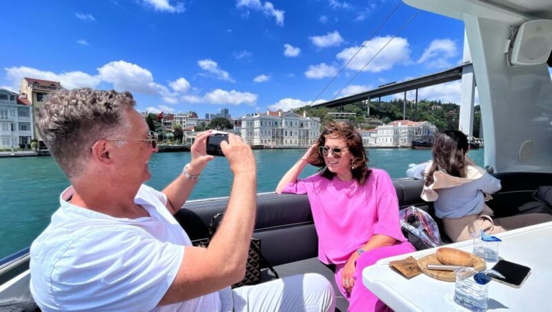 Istanbul: Dolmabahce Palace Tour and Bosphorus Yacht Cruise - An In-Depth Look at the Experience