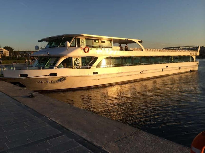 Istanbul: Golden Horn & Bosphorus Dinner and Show - An Extensive Look at the Experience