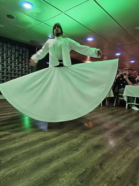 Istanbul: Golden Horn & Bosphorus Dinner and Show - FAQ