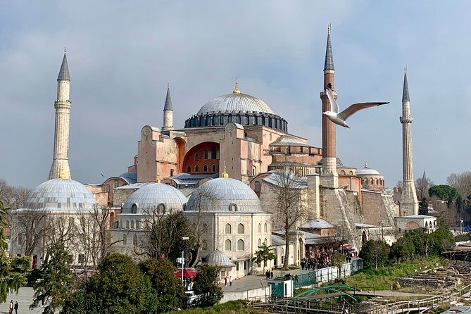 Istanbul - Hagia Sophia, Basilica Cistern and Grand Bazaar Tour - An In-Depth Look at the Tour