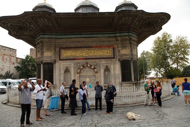 Istanbul: Hagia Sophia & Blue Mosque Guided & Small-Group Tour - FAQ