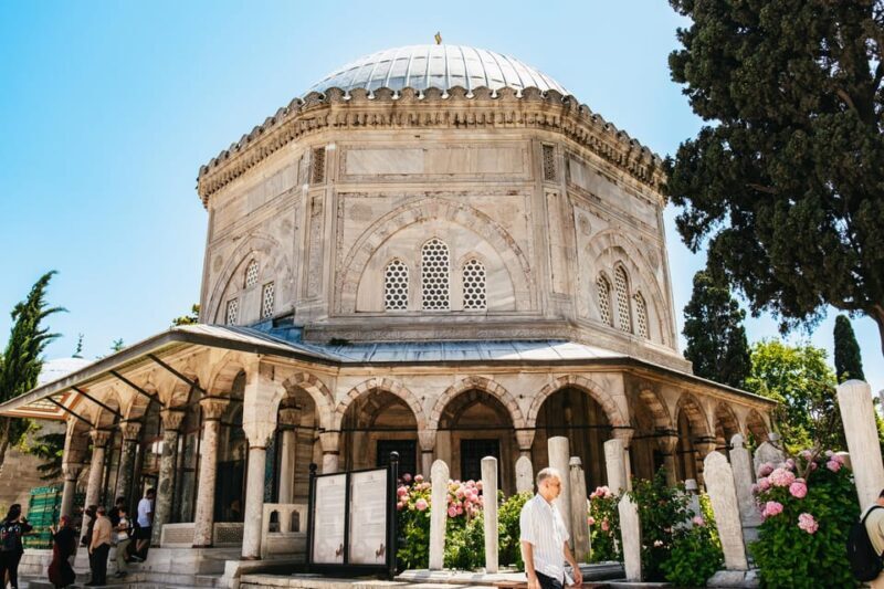 Istanbul: Hagia Sophia, Blue Mosque, Suleymaniye Mosque Tour - An In-Depth Look at the Tour Experience