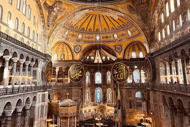 Istanbul Highlights Blue Mosque, Hagia Sophia, Cisterns and More! - A Deep Dive Into the Istanbul Highlights Tour
