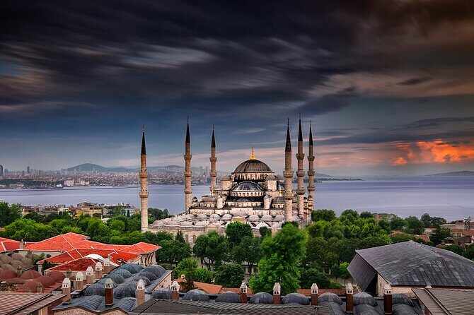 Istanbul Highlights Small Group or Private Guided Tour with Drink - What Makes This Tour Stand Out?