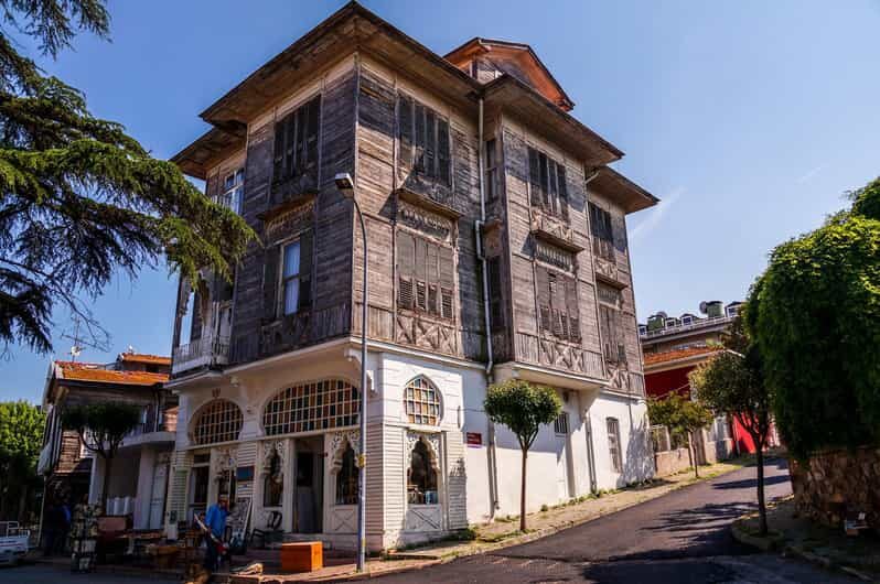 Istanbul Princes island Tour visiting 2 island - Who Should Consider This Tour?